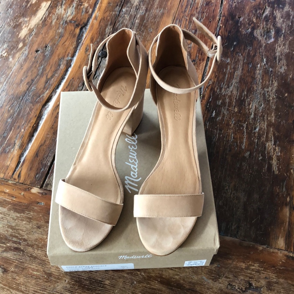 Made well ankle strap sandals